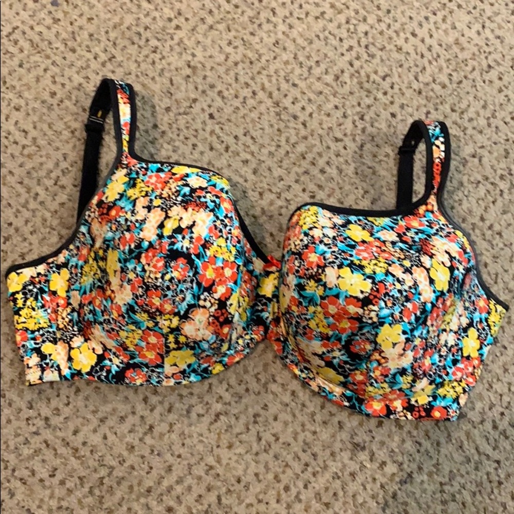 Cacique floral print underwire bra. Size 44H